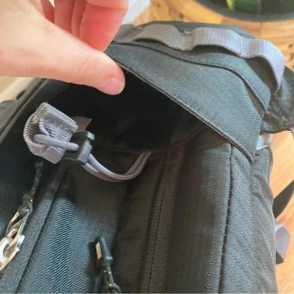 L.L.  Bean black backpack - Picture 5 of 12